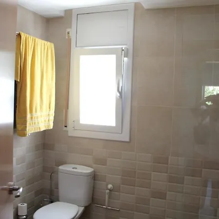 Villa 3 Bedrooms With Private Pool Enclosed Garden And Wifi At Miami Platja 1 Km Away From The