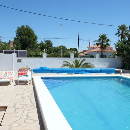 Oasis: Beachside Retreat With Private Pool Villa Miami Playa