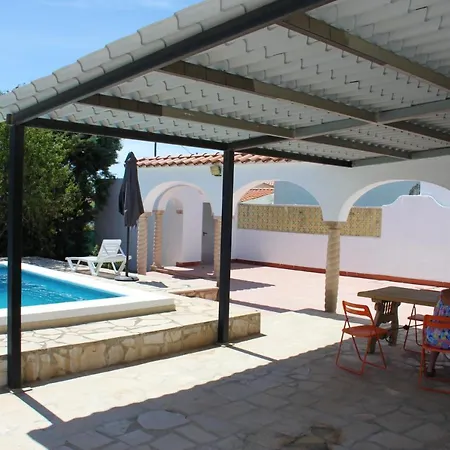 Oasis: Beachside Retreat With Private Pool Villa Miami Playa